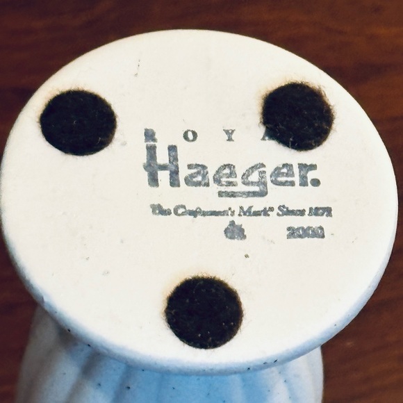 🌟HP🌟VTG 2000 Royal Haeger Soft Blue Matte Speckled Pottery Neoclassical Vase - Picture 6 of 8